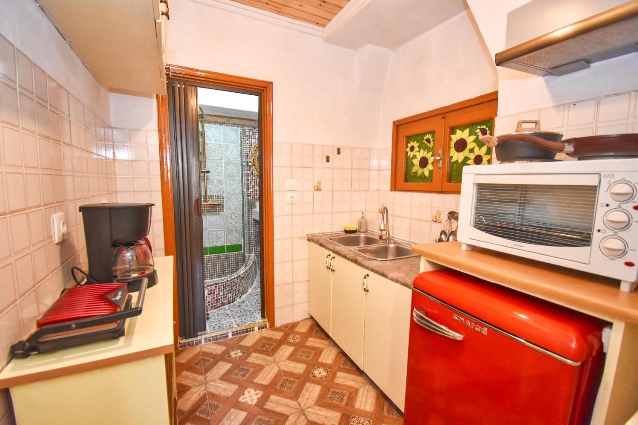 Venetian Well Gallery Apartment In Corfu Old Town Eksteriør billede